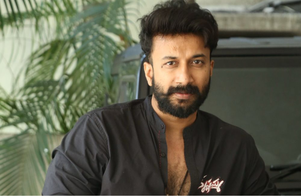 స్నేహం, జీవితాలకు సంబంధించిన �...